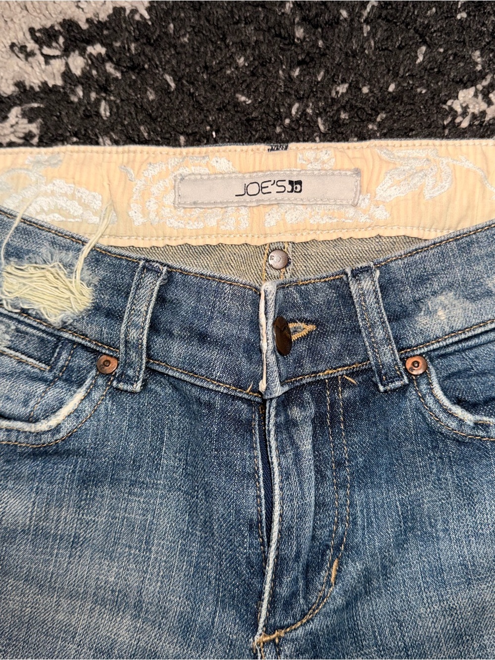 Vintage Y2K Joe's Jeans Women's Blue Relaxed Fit Distressed Denim